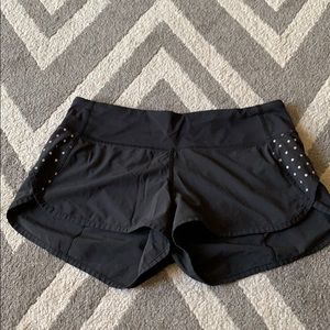 Lululemon speed up shorts